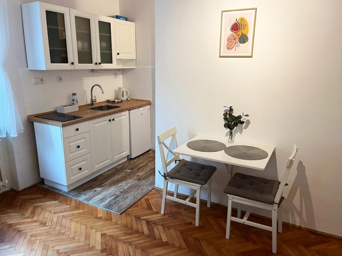 Apartman Pod Vyhlidkou Nové Město nad Metují Esterno foto